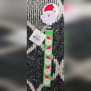 🆕️Mud Pie Santa Pacifier Clip 🎅